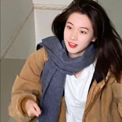 美得过火 海报